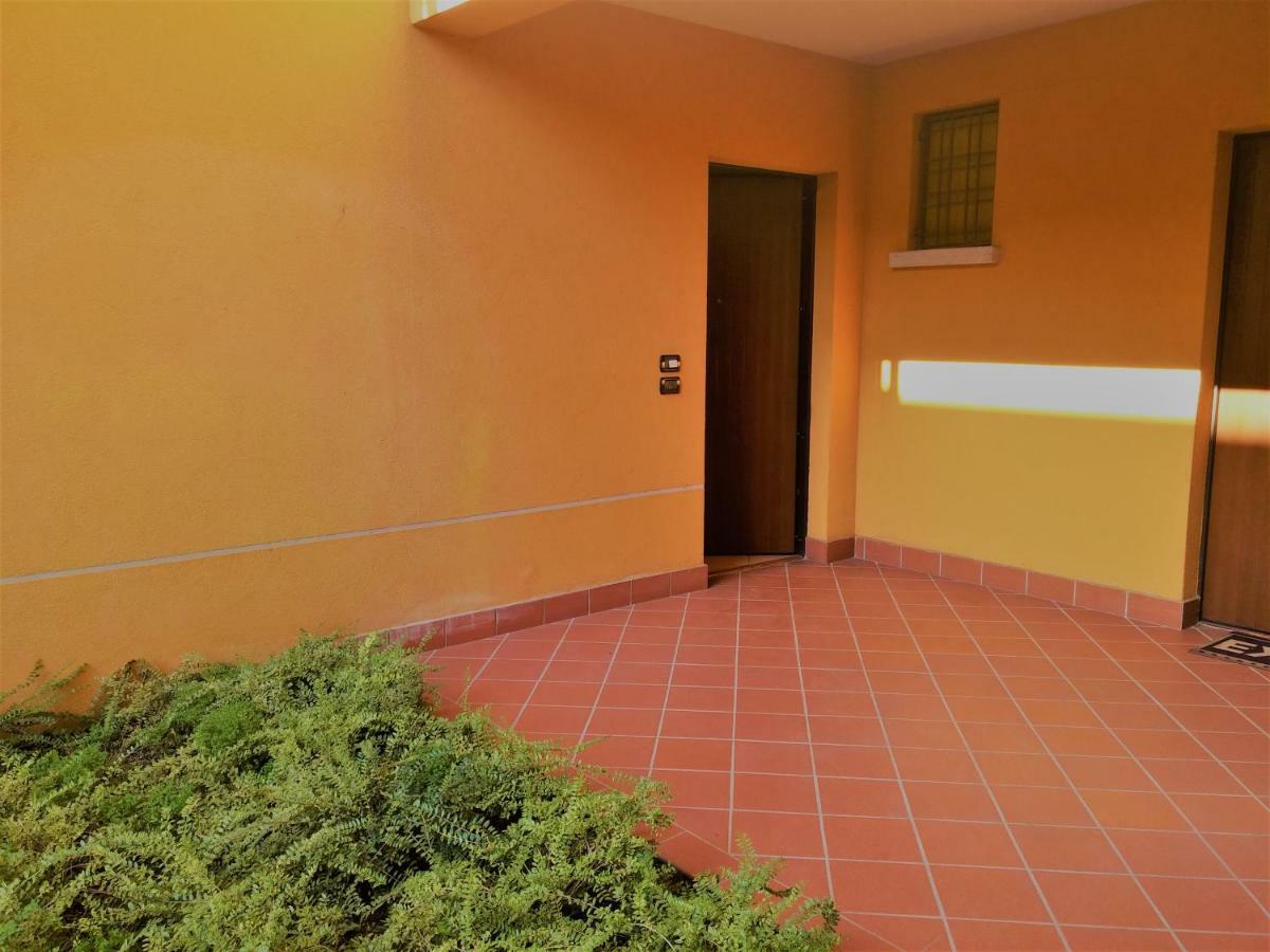 Bramasole Lake Villa Desenzano del Garda Luaran gambar